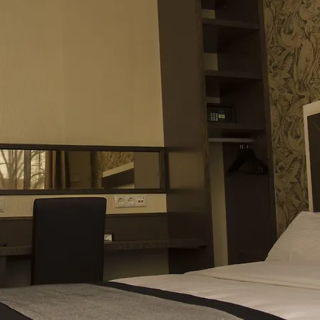 Monopole Hotel 2*