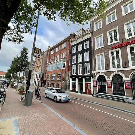 Monopole 2* Amsterdam