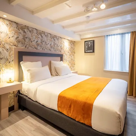 Monopole 2* Ámsterdam