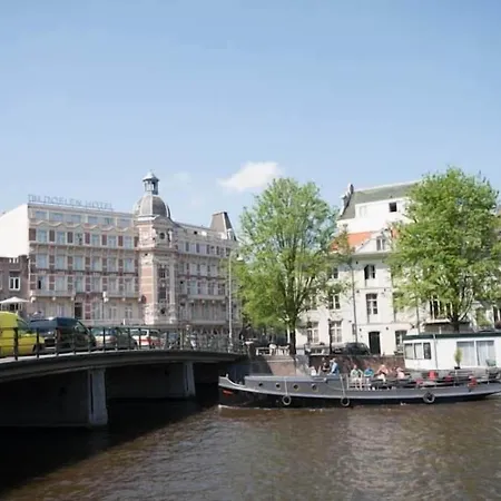 Monopole 2* Ámsterdam