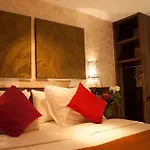 Hotel Monopole 2*