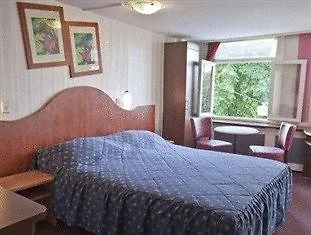 Monopole 2* Amsterdam