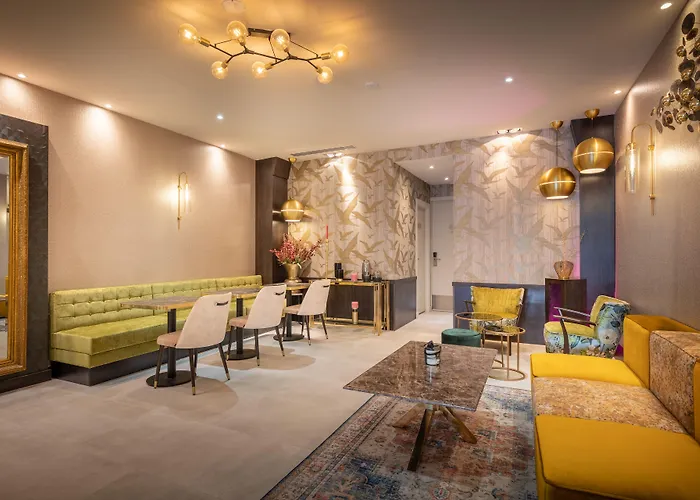 Monopole Ξενοδοχείο 2*