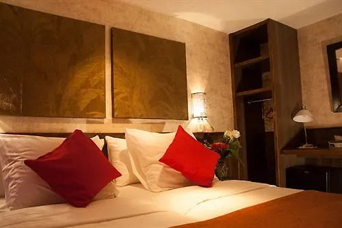 Ξενοδοχείο Monopole 2*