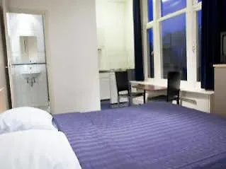 Ξενοδοχείο Monopole 2*